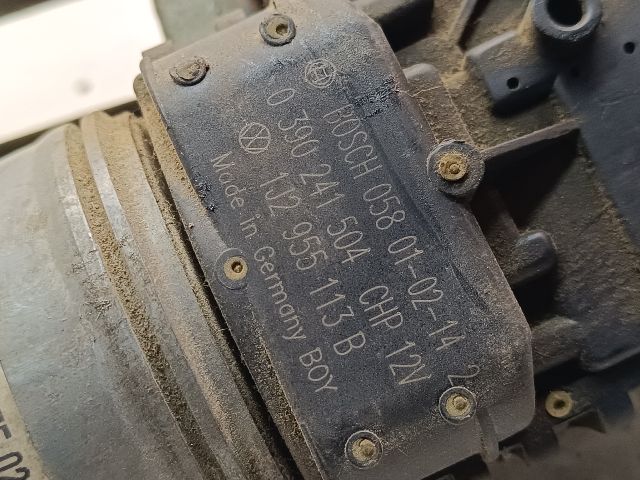 bontott VW GOLF IV Első Ablaktörlő Szerkezet Motorral