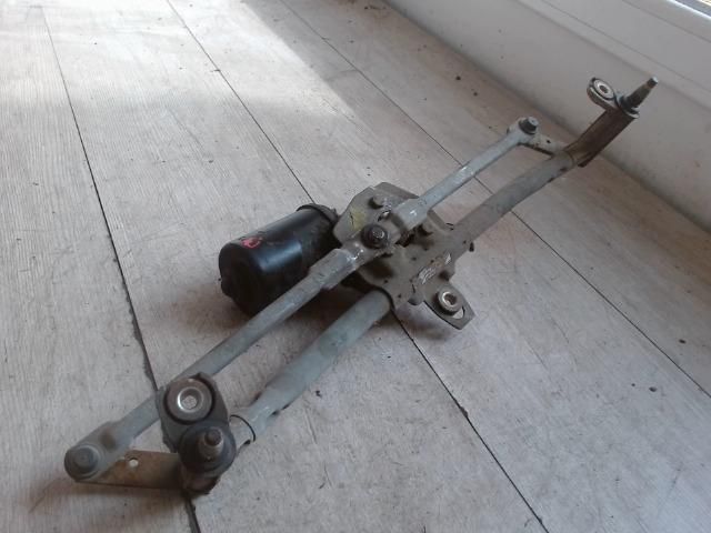 bontott VW GOLF IV Első Ablaktörlő Szerkezet Motorral