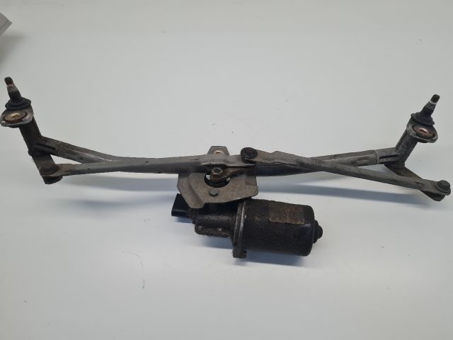 bontott VW GOLF IV Első Ablaktörlő Szerkezet Motorral