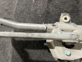 bontott VW GOLF IV Első Ablaktörlő Szerkezet Motorral