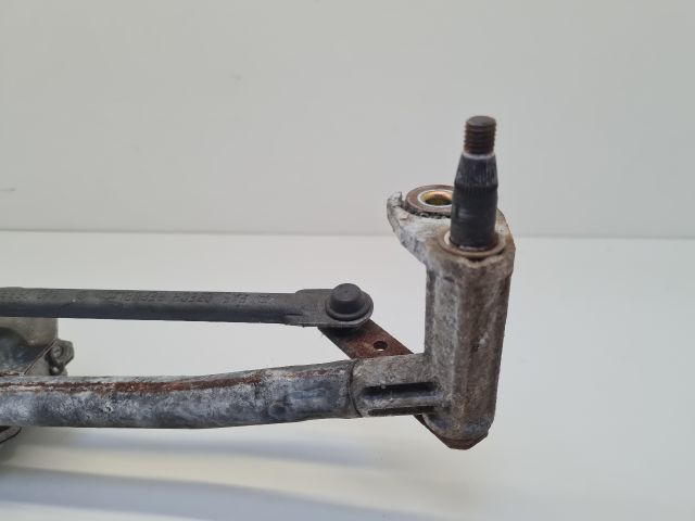 bontott VW GOLF IV Első Ablaktörlő Szerkezet Motorral