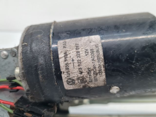 bontott VW GOLF IV Első Ablaktörlő Szerkezet Motorral