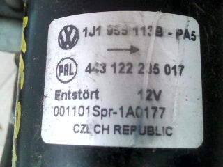 bontott VW GOLF IV Első Ablaktörlő Szerkezet Motorral