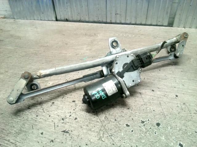 bontott VW GOLF IV Első Ablaktörlő Szerkezet Motorral