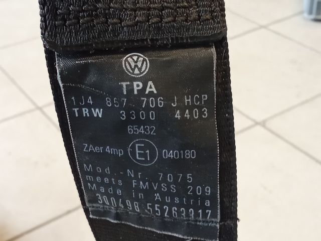 bontott VW GOLF IV Első Biztonsági Öv Pár (Feszítővel)