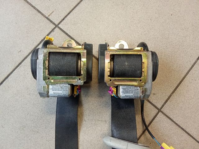 bontott VW GOLF IV Első Biztonsági Öv Pár (Feszítővel)