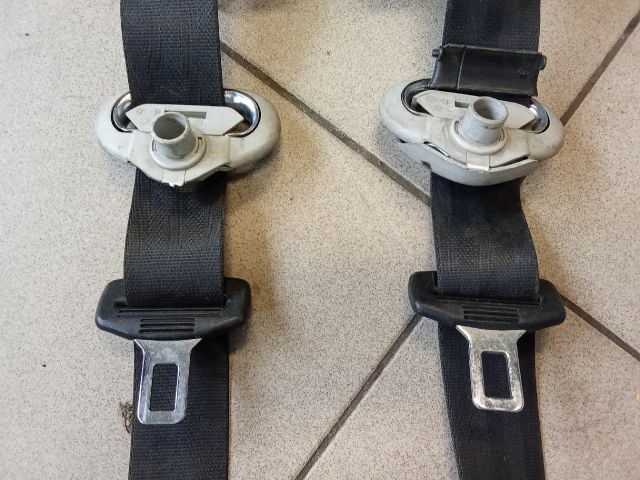 bontott VW GOLF IV Első Biztonsági Öv Pár (Feszítővel)