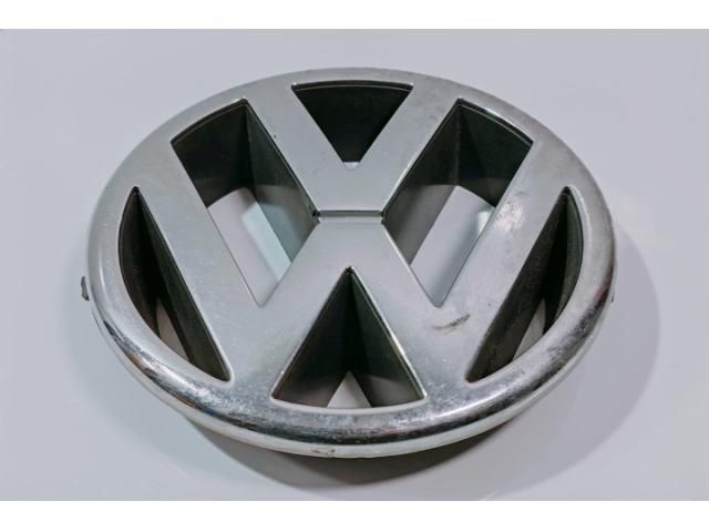 bontott VW GOLF IV Első Embléma