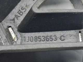 bontott VW GOLF IV Első Embléma