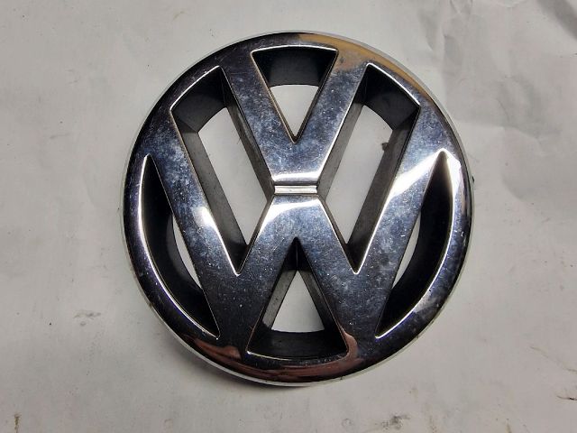 bontott VW GOLF IV Első Embléma