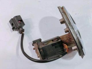 bontott VW GOLF IV Első Embléma