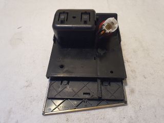 bontott VW GOLF IV Első Hamutartó