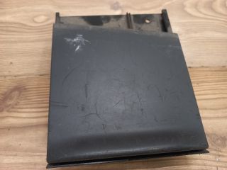 bontott VW GOLF IV Első Hamutartó