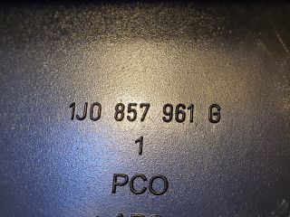 bontott VW GOLF IV Első Hamutartó