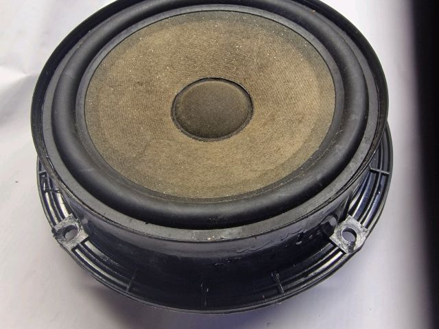 bontott VW GOLF IV Első Hangszóró Pár