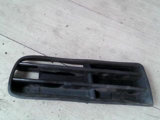 bontott VW GOLF IV Első Lökhárító Bal Díszrács