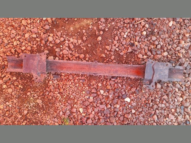 bontott VW GOLF IV Első Lökhárító Merevítő (Fém)