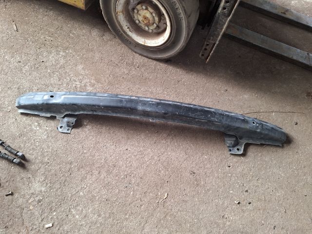 bontott VW GOLF IV Első Lökhárító Merevítő (Fém)