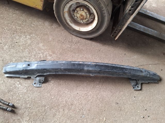 bontott VW GOLF IV Első Lökhárító Merevítő (Fém)