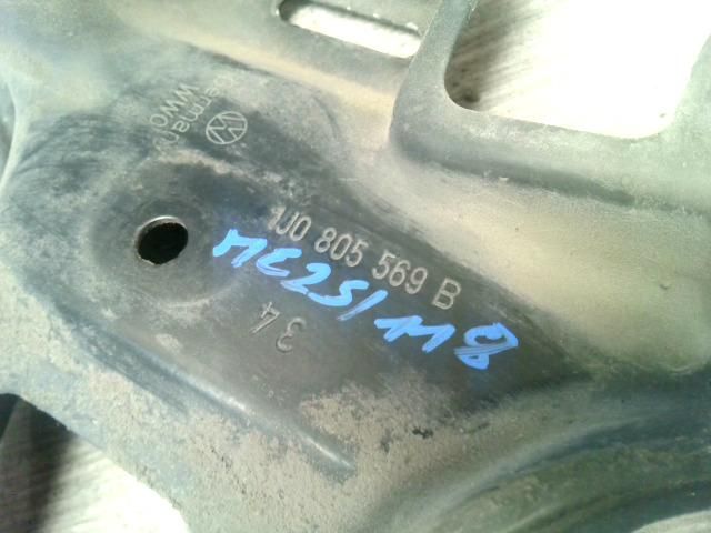 bontott VW GOLF IV Első Lökhárító Merevítő (Fém)