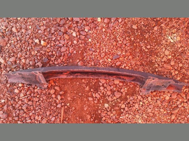 bontott VW GOLF IV Első Lökhárító Merevítő (Fém)