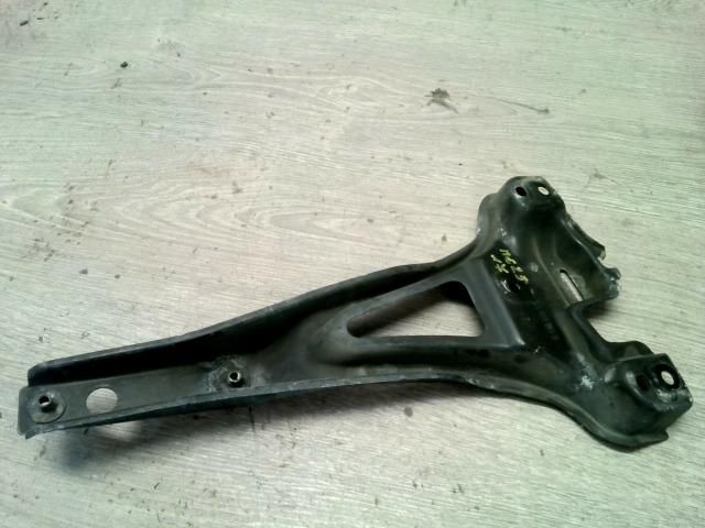 bontott VW GOLF IV Első Lökhárító Merevítő (Fém)