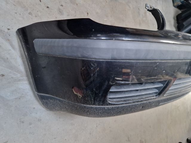 bontott VW GOLF IV Első Lökhárító (Részeivel)