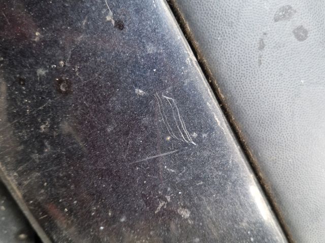 bontott VW GOLF IV Első Lökhárító (Részeivel)