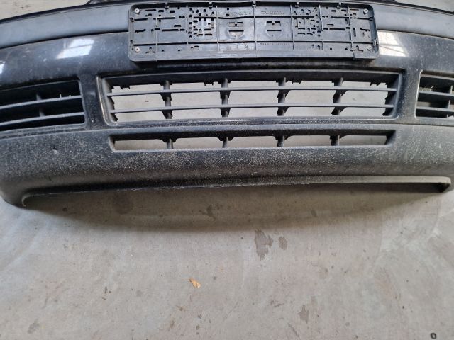 bontott VW GOLF IV Első Lökhárító (Részeivel)