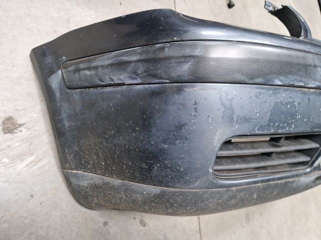 bontott VW GOLF IV Első Lökhárító (Részeivel)