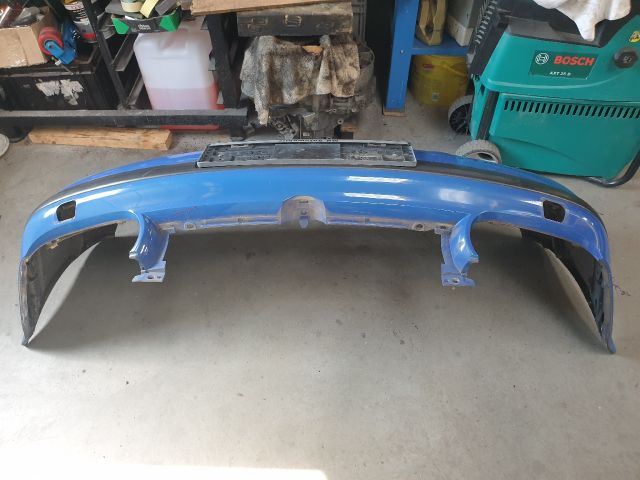 bontott VW GOLF IV Első Lökhárító (Részeivel)