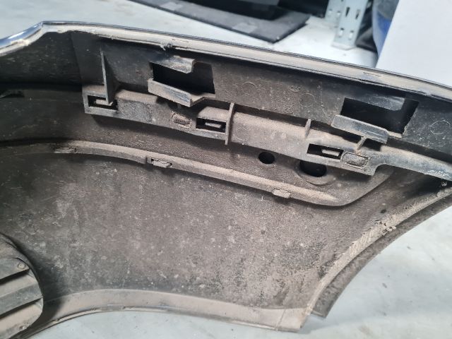 bontott VW GOLF IV Első Lökhárító (Üresen)