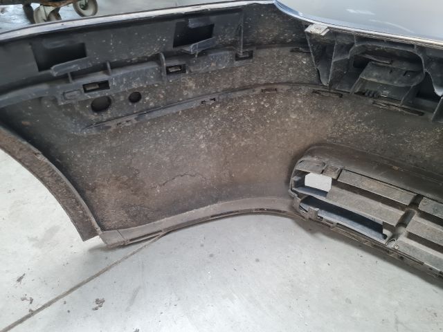 bontott VW GOLF IV Első Lökhárító (Üresen)