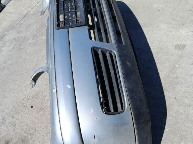 bontott VW GOLF IV Első Lökhárító (Üresen)