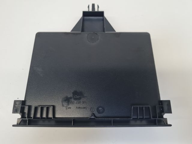 bontott VW GOLF IV Első Tároló Rekesz