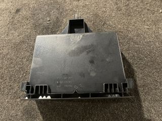 bontott VW GOLF IV Első Tároló Rekesz