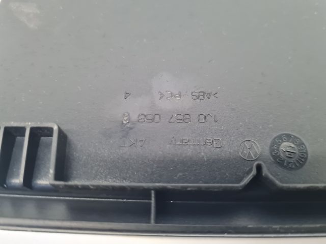 bontott VW GOLF IV Első Tároló Rekesz