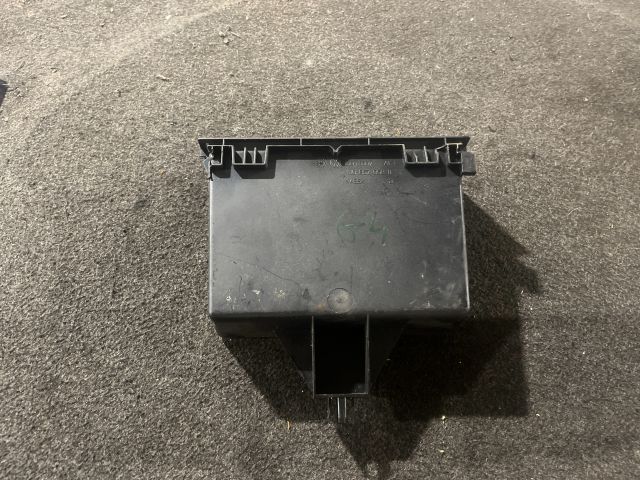 bontott VW GOLF IV Első Tároló Rekesz