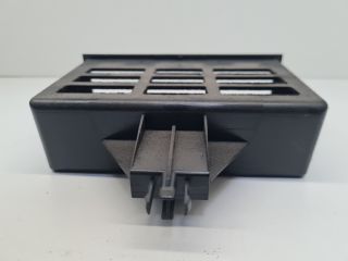 bontott VW GOLF IV Első Tároló Rekesz