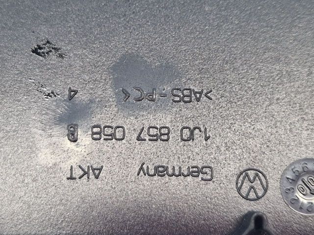 bontott VW GOLF IV Első Tároló Rekesz