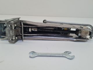 bontott VW GOLF IV Emelő