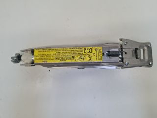 bontott VW GOLF IV Emelő