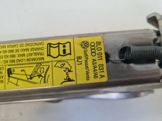 bontott VW GOLF IV Emelő