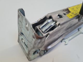 bontott VW GOLF IV Emelő