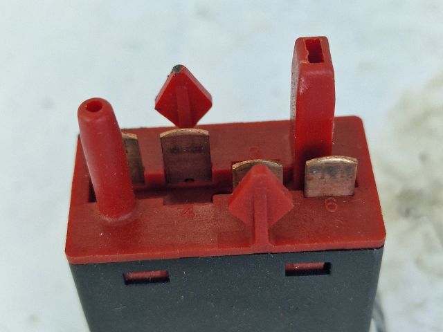 bontott VW GOLF IV ESP Kapcsoló