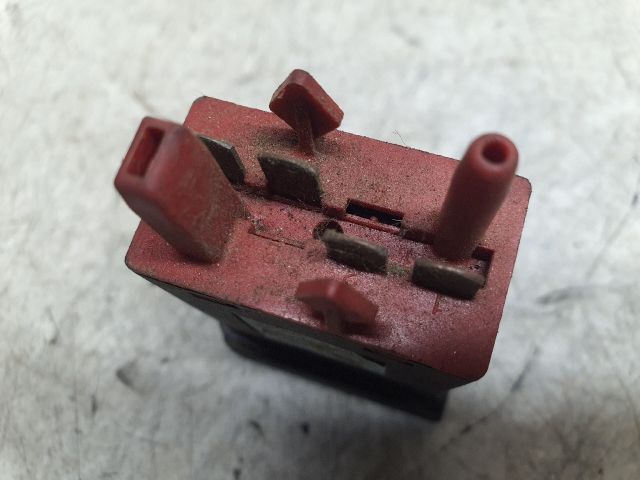 bontott VW GOLF IV ESP Kapcsoló