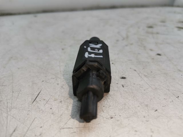 bontott VW GOLF IV Fék Pedál Kapcsoló