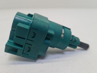 bontott VW GOLF IV Fék Pedál Kapcsoló