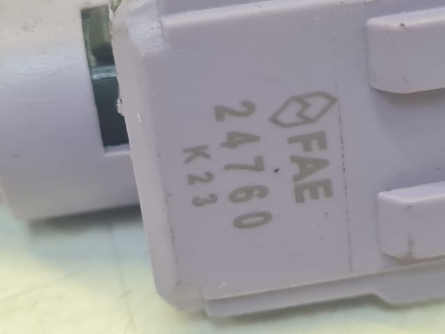 bontott VW GOLF IV Fék Pedál Kapcsoló