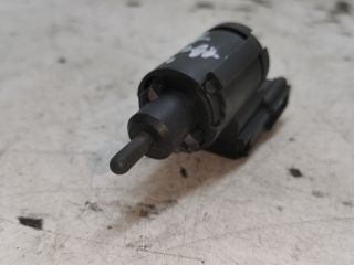 bontott VW GOLF IV Fék Pedál Kapcsoló